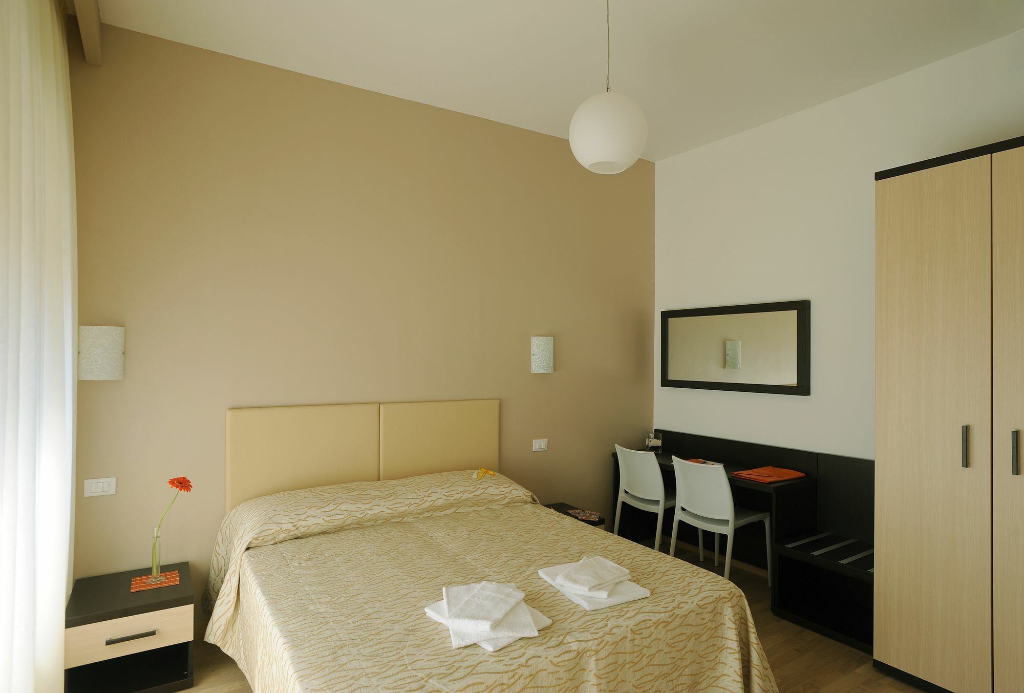 Honey Rooms Rom Exterior foto